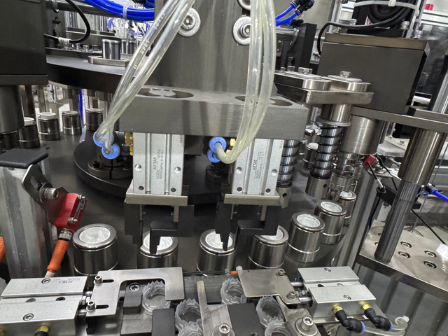 Tetra Pak Baby Bottle Cap Assembly Machine