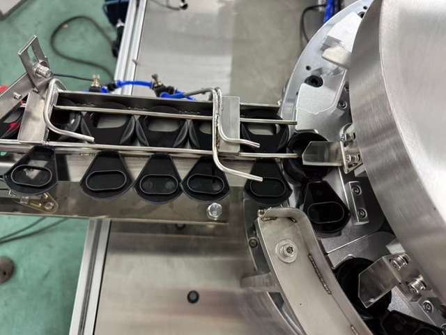 FRTB-HG1 Cap Closing Machine